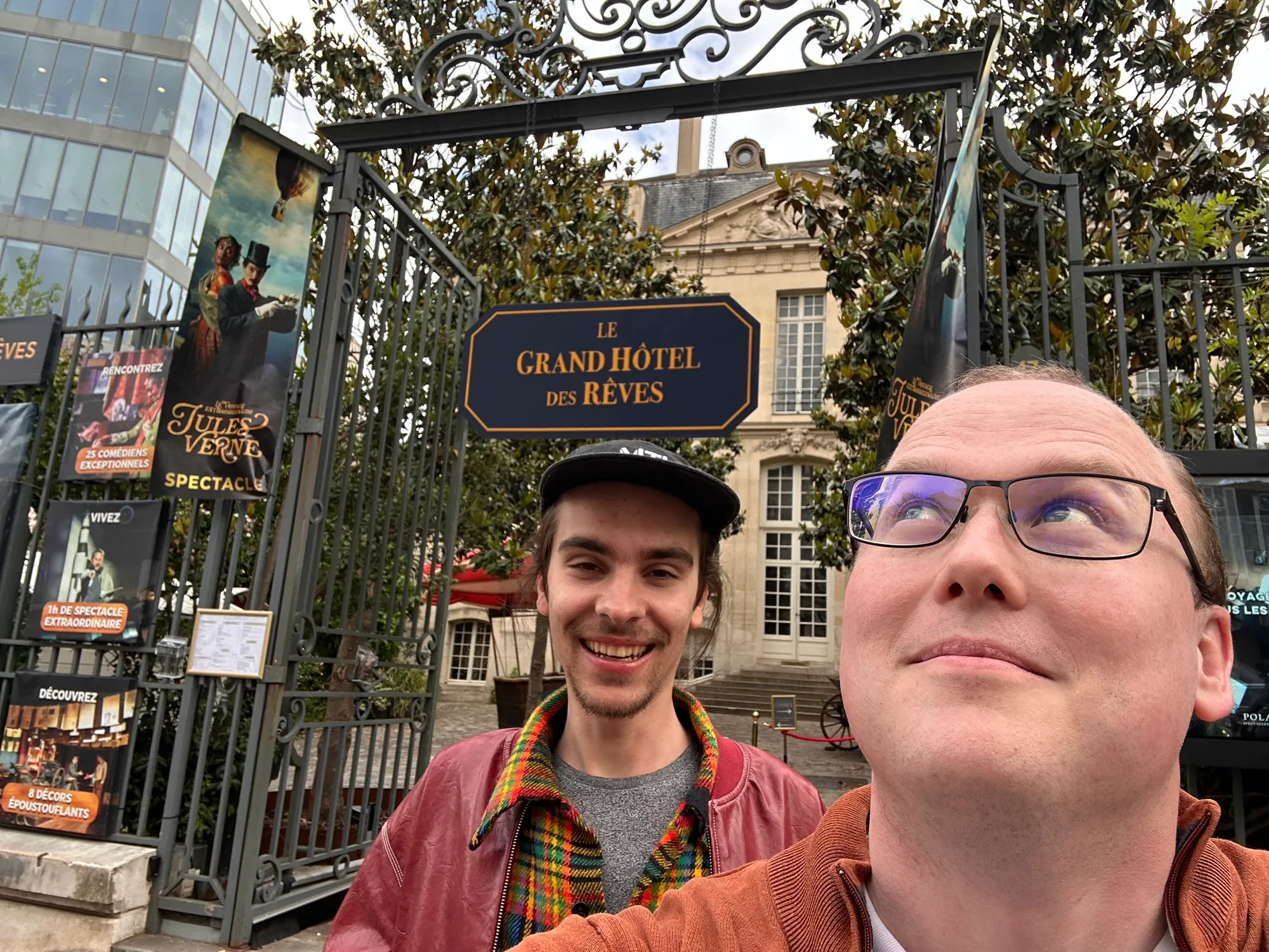 Outside the Grand Hôtel des Rêves.